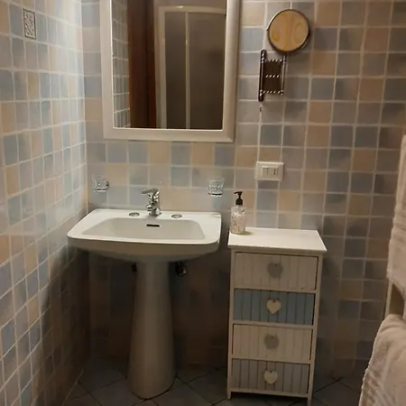 Residenza Erbaluna شقة فندقية 3*