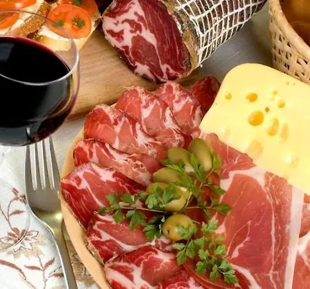 Aparthotel Residenza Erbaluna 3*