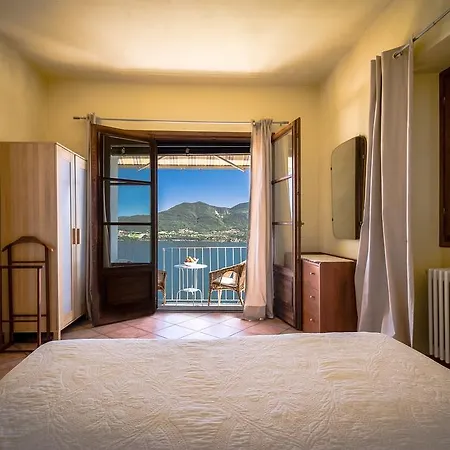 Residenza Erbaluna Aparthotel Oggebbio