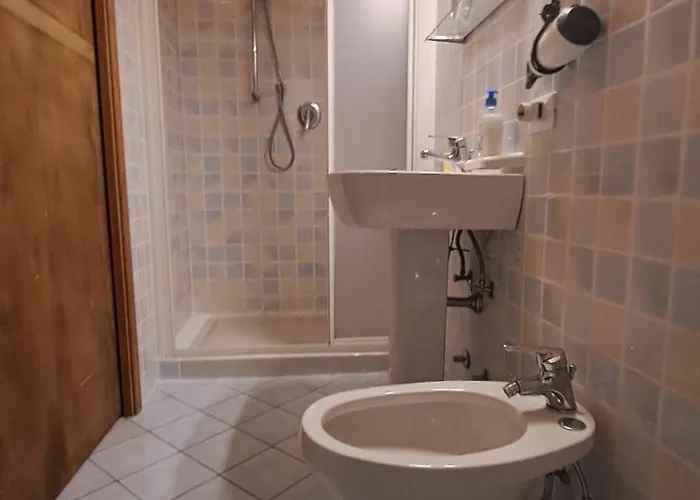 شقة فندقية Residenza Erbaluna 3*