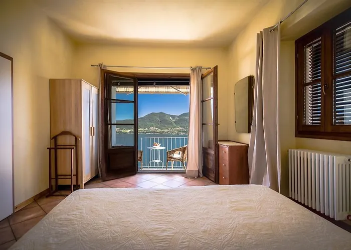 Residenza Erbaluna شقة فندقية أوجيبيو